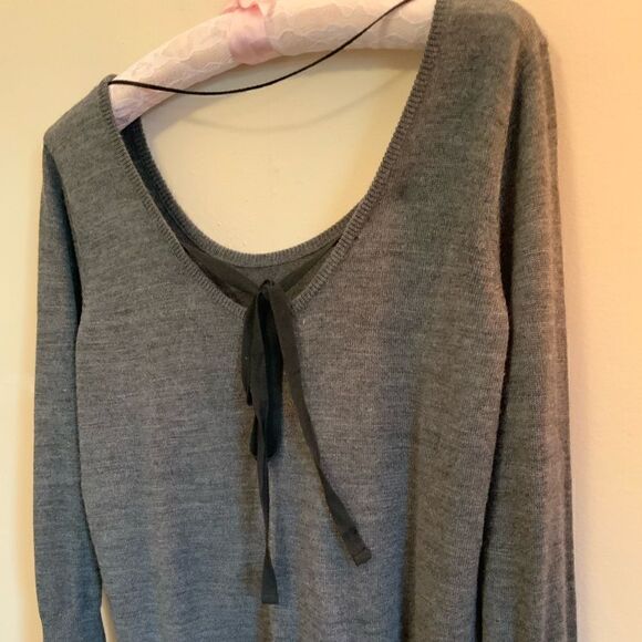 Anthropologie Med PETITE Angel of the North Charcoal & Black Embroidered Sweater - Picture 11 of 11